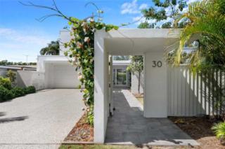 Endeavour Draw 466 Photo