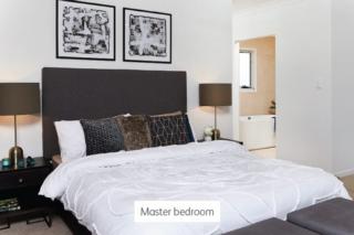 Mater Draw 279 Photo