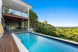 Mater Draw 302 Photo