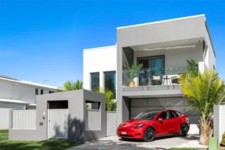 Mater Draw 310 Photo