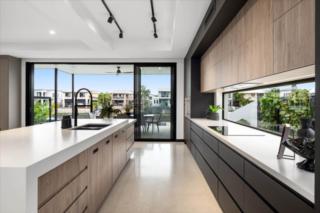 Mater Draw 316 Photo