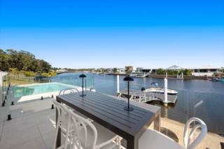 Mater Draw 317 Photo