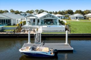 Mater Draw 317 Photo