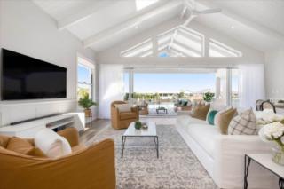 Mater Draw 317 Photo