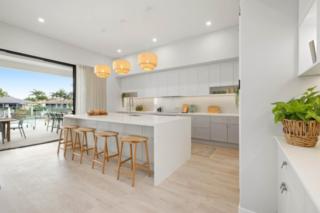 Mater Draw 323 Photo