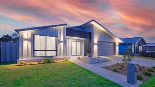 Surf Life Saving Draw 209 Photo Surf Life Saving Draw 209 Photo