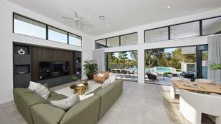 Surf Life Saving Draw 209 Photo Surf Life Saving Draw 209 Photo