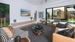 yourtown Draw 469 Photo