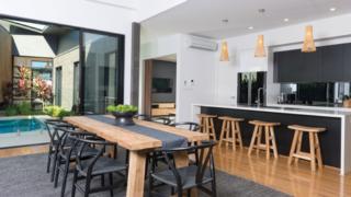 yourtown Draw 469 Photo