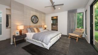 yourtown Draw 469 Photo