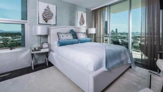 yourtown Draw 473 Photo