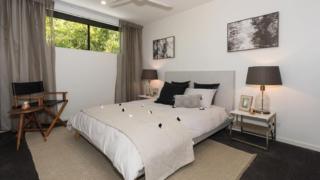 yourtown Draw 474 Photo