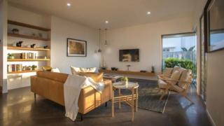 yourtown Draw 476 Photo