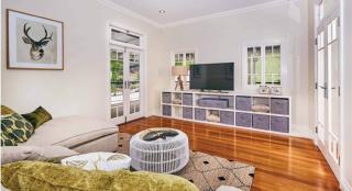 yourtown Draw 487 Photo