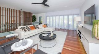 yourtown Draw 488 Photo