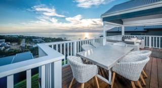 yourtown Draw 488 Photo