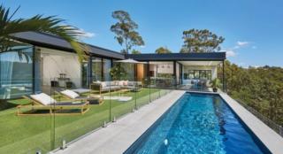 yourtown Draw 493 Photo