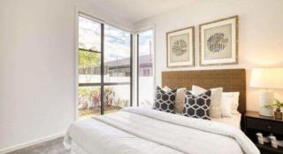 yourtown Draw 494 Photo