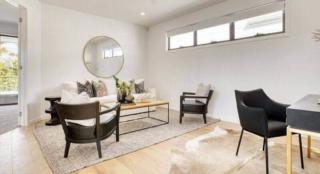 yourtown Draw 494 Photo