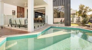 yourtown Draw 494 Photo