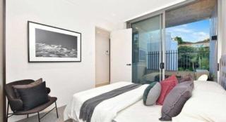 yourtown Draw 494 Photo