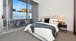 yourtown Draw 494 Photo