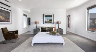 yourtown Draw 495 Photo