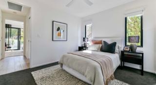 yourtown Draw 501 Photo