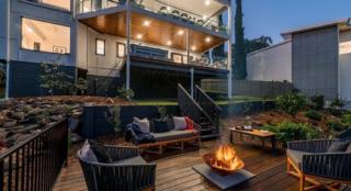 yourtown Draw 501 Photo