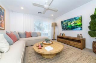 yourtown Draw 531 Photo