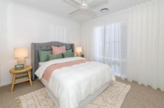 yourtown Draw 531 Photo