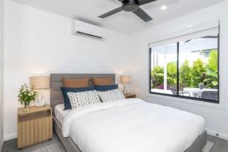 yourtown Draw 535 Photo