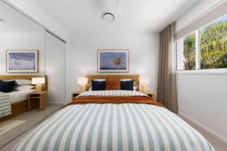 yourtown Draw 549 Photo