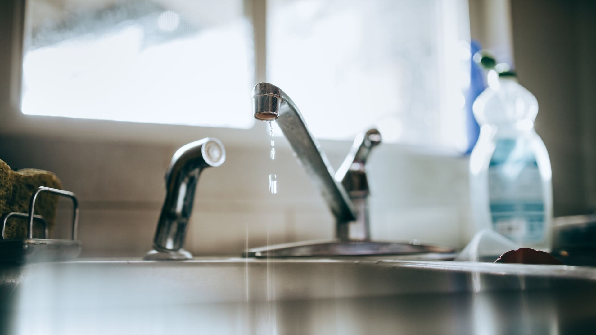 Water Leaking Kitchen Sink Tap