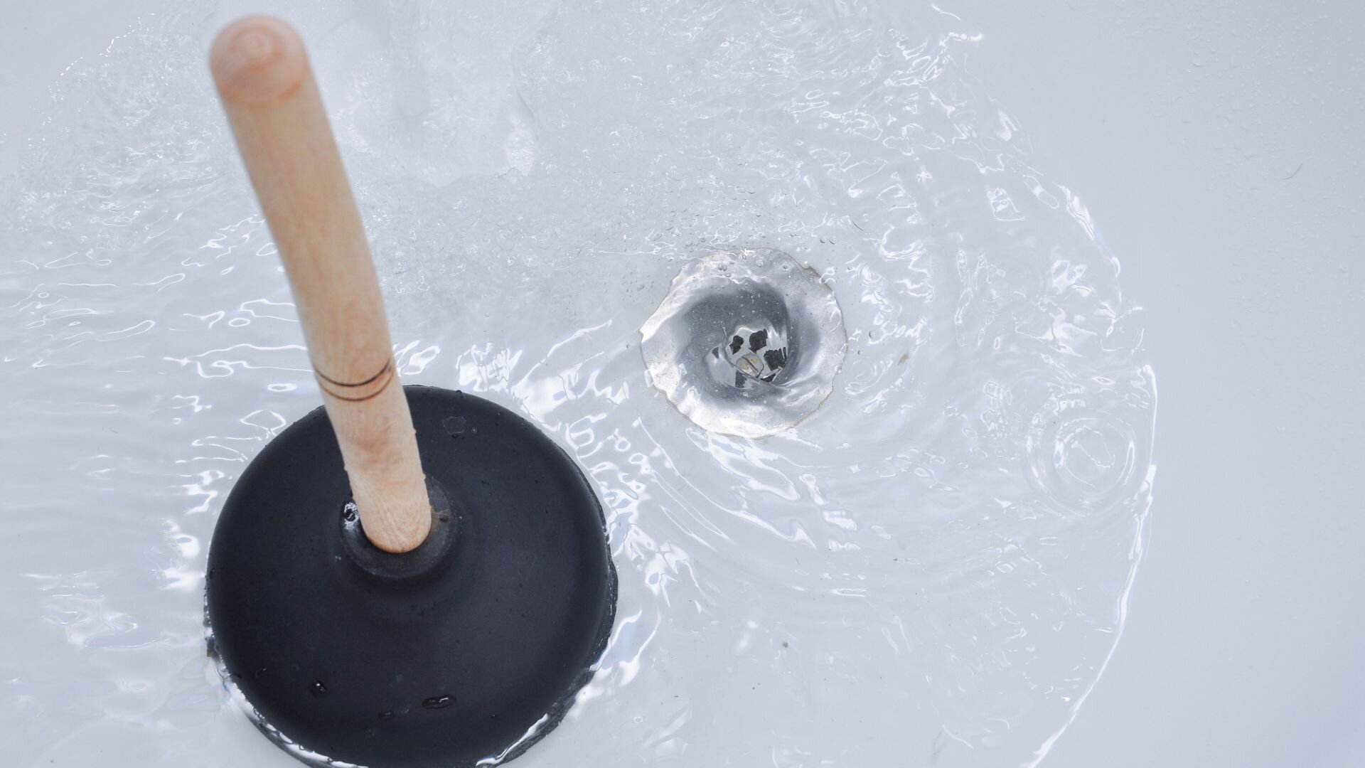 Plunger Bathtub