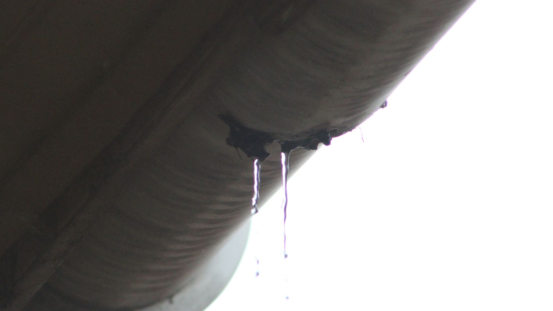 Leaking Guttering System