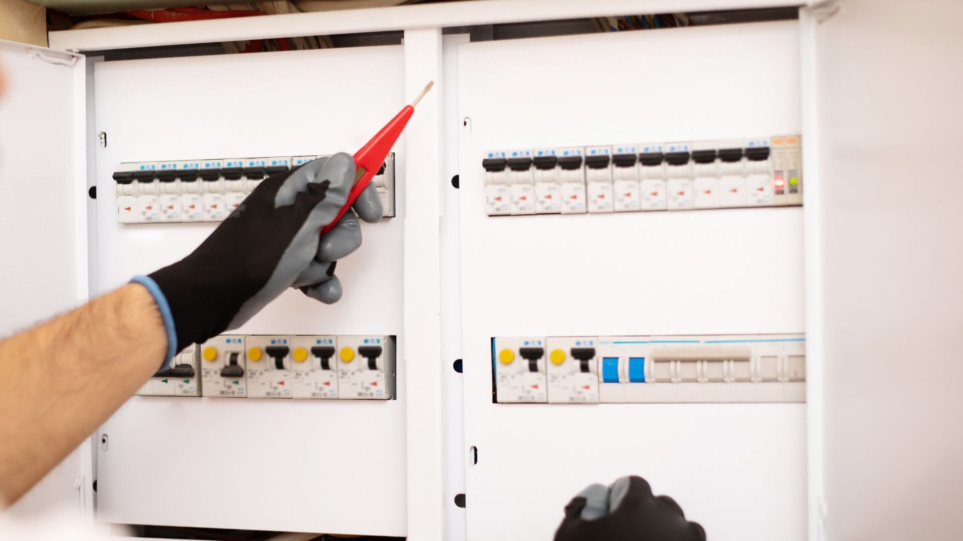 2024 07 Testing Switchboard For Faults Testing Switchboard Faults