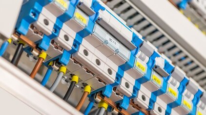 Residential 3-Phase Power Supply