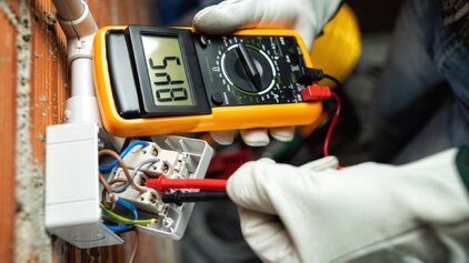 Warning Signs Electrical Emergency Home