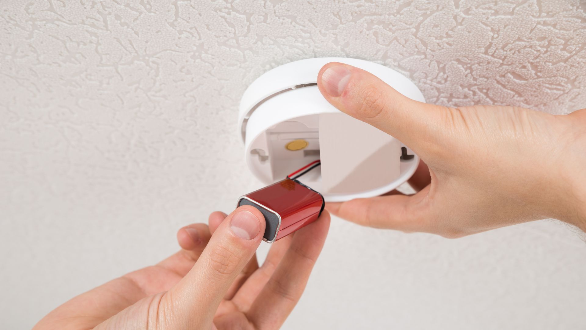 Changing Battery Smoke Alarm
