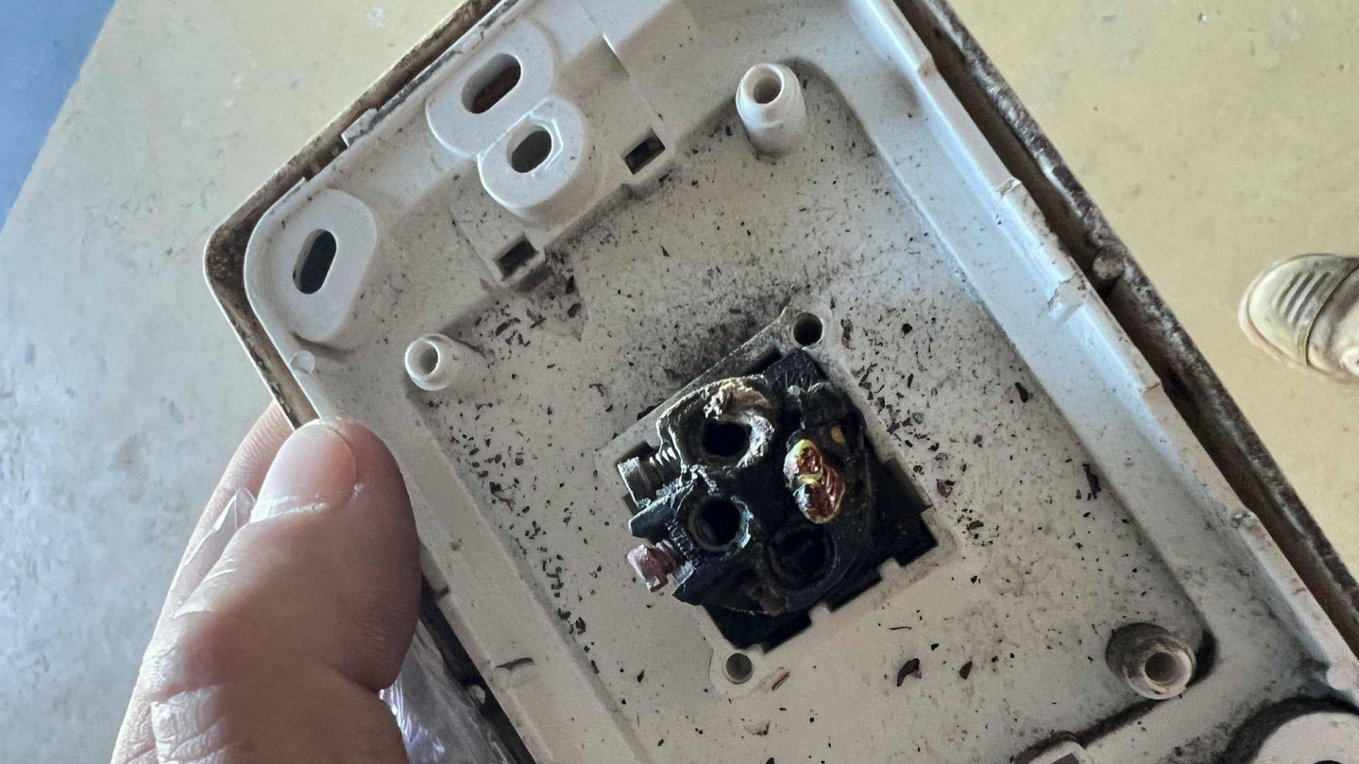 Burnt Out Light Switch Burnt Light Switch