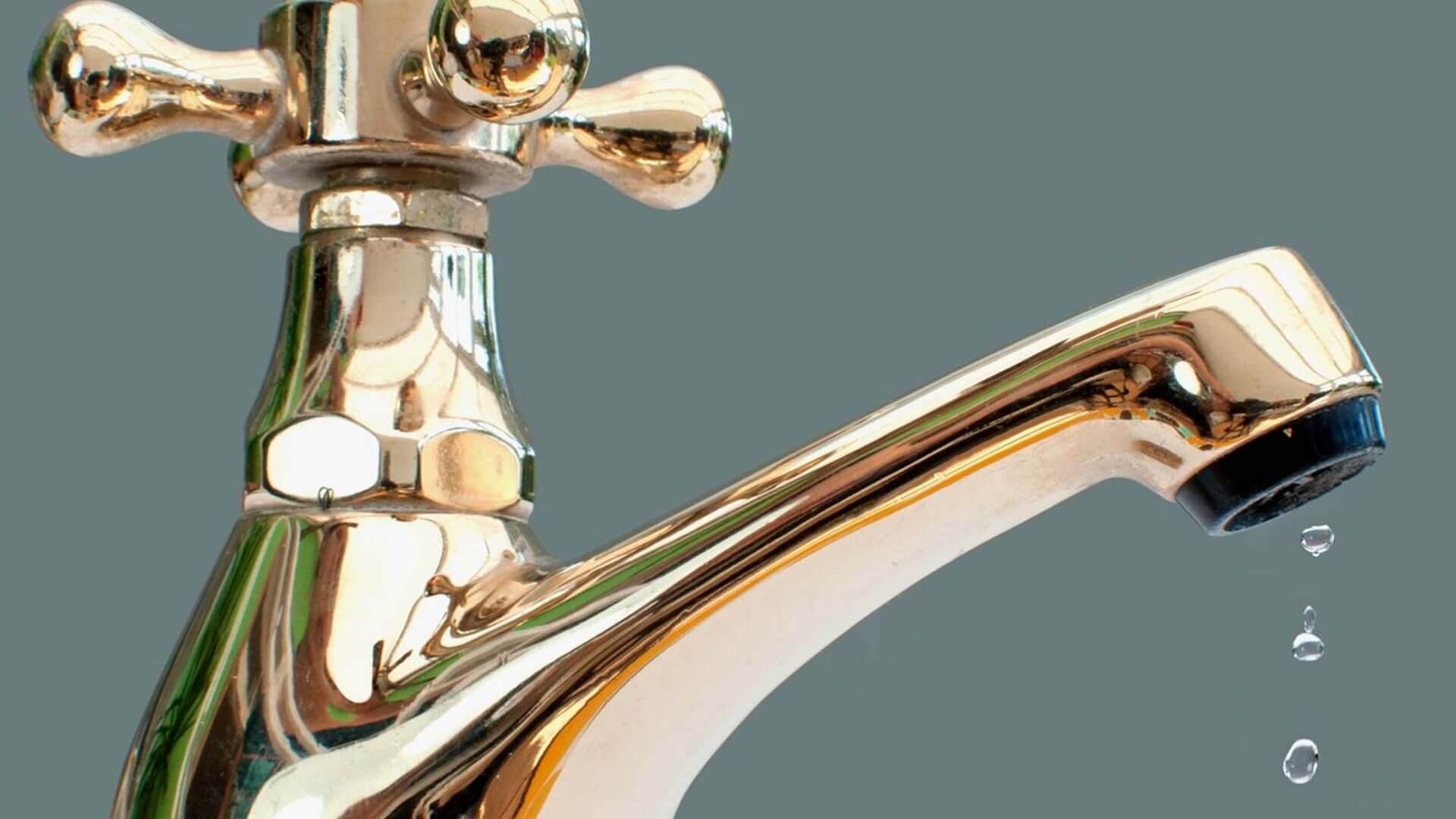 Gold Tap Leaking In Commercial Bathroom Gold Tap Leaking Commercial Bathroom