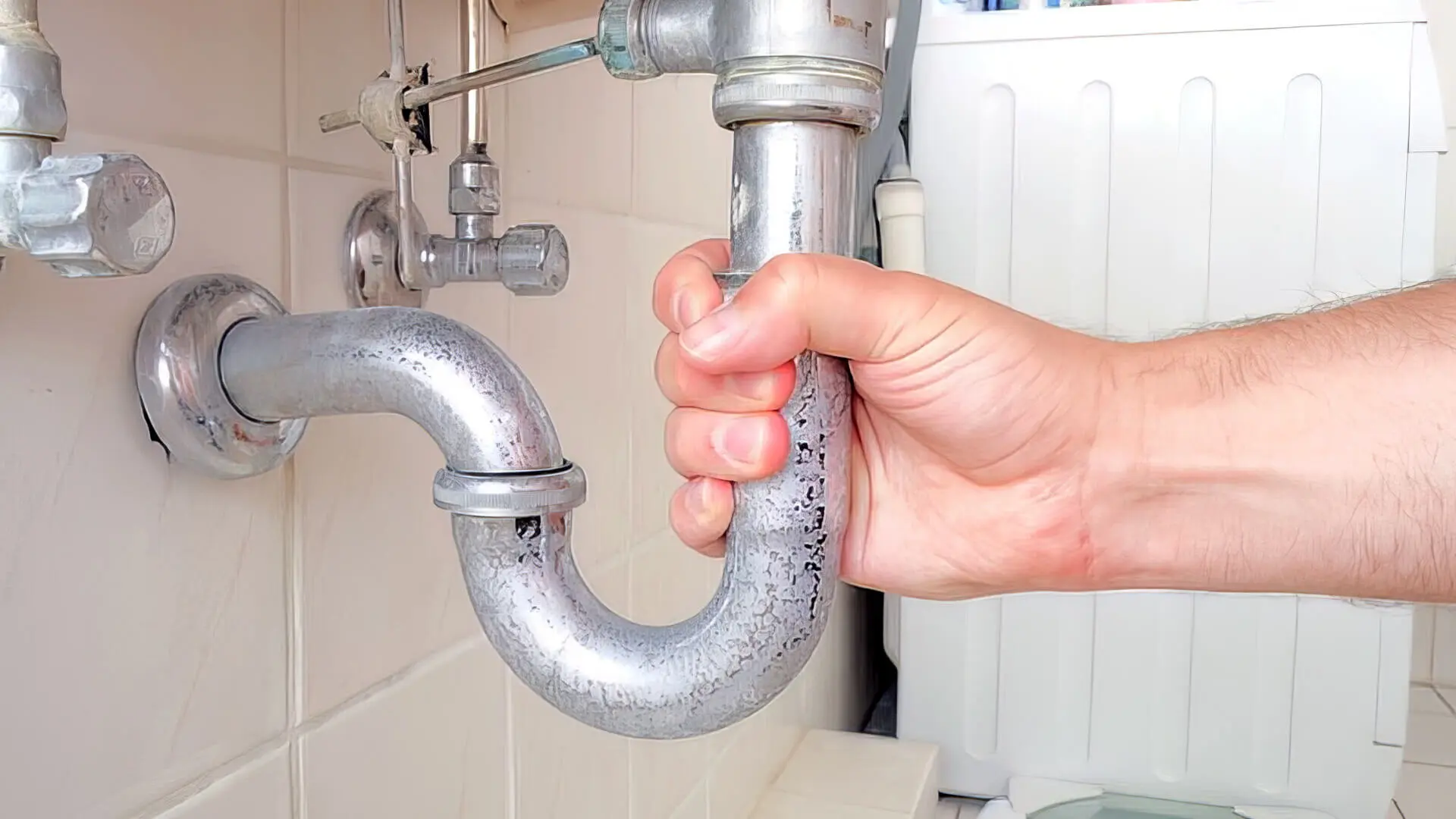 why-water-hammer-can-damage-burst-pipes-woolf-plumbing