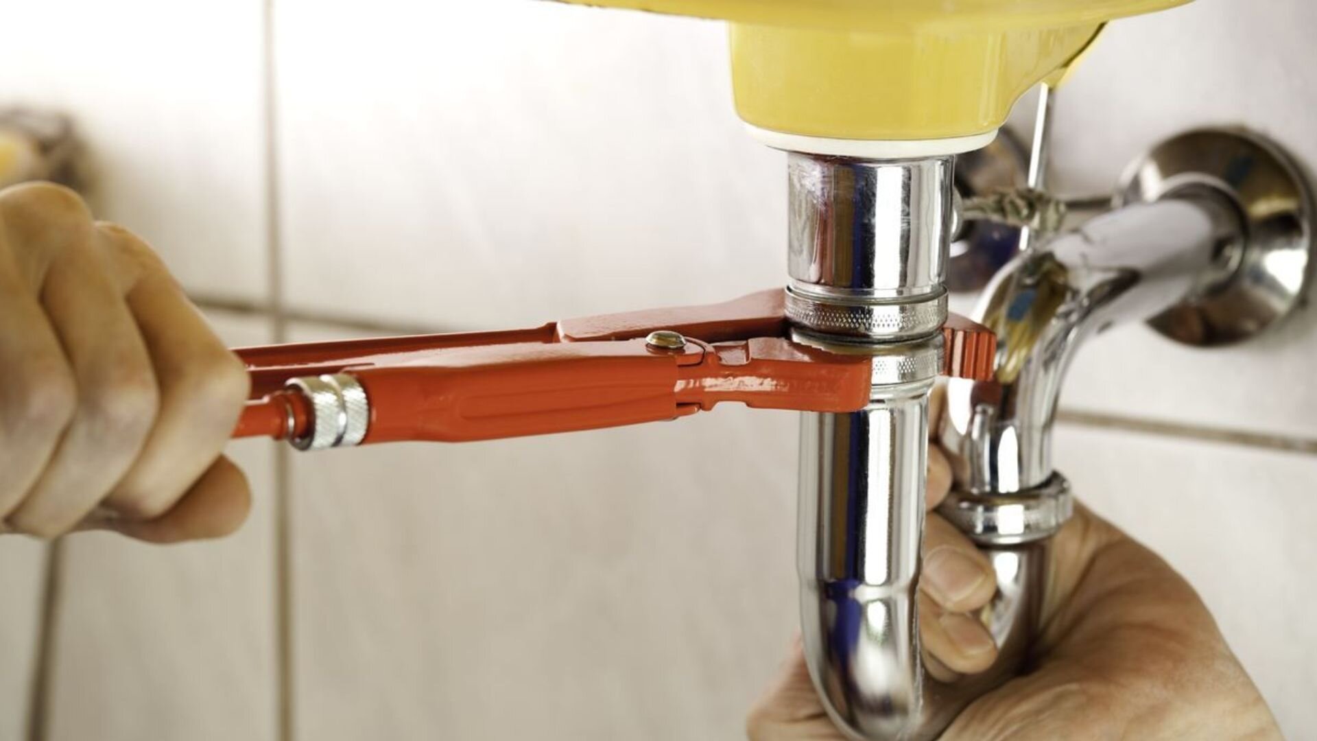 Using Tools On Sink Pipes Tools Sink Pipes