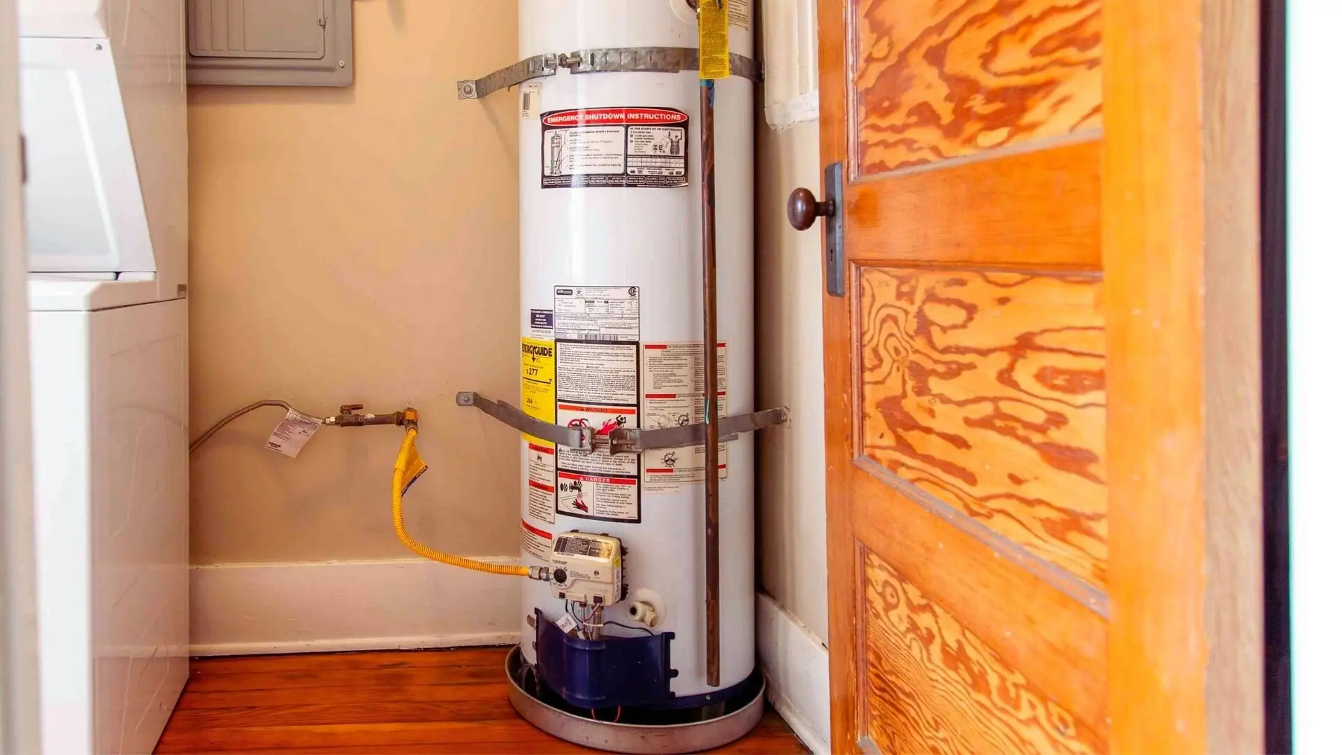 Hws Near Wooden Door Hws Wooden Door