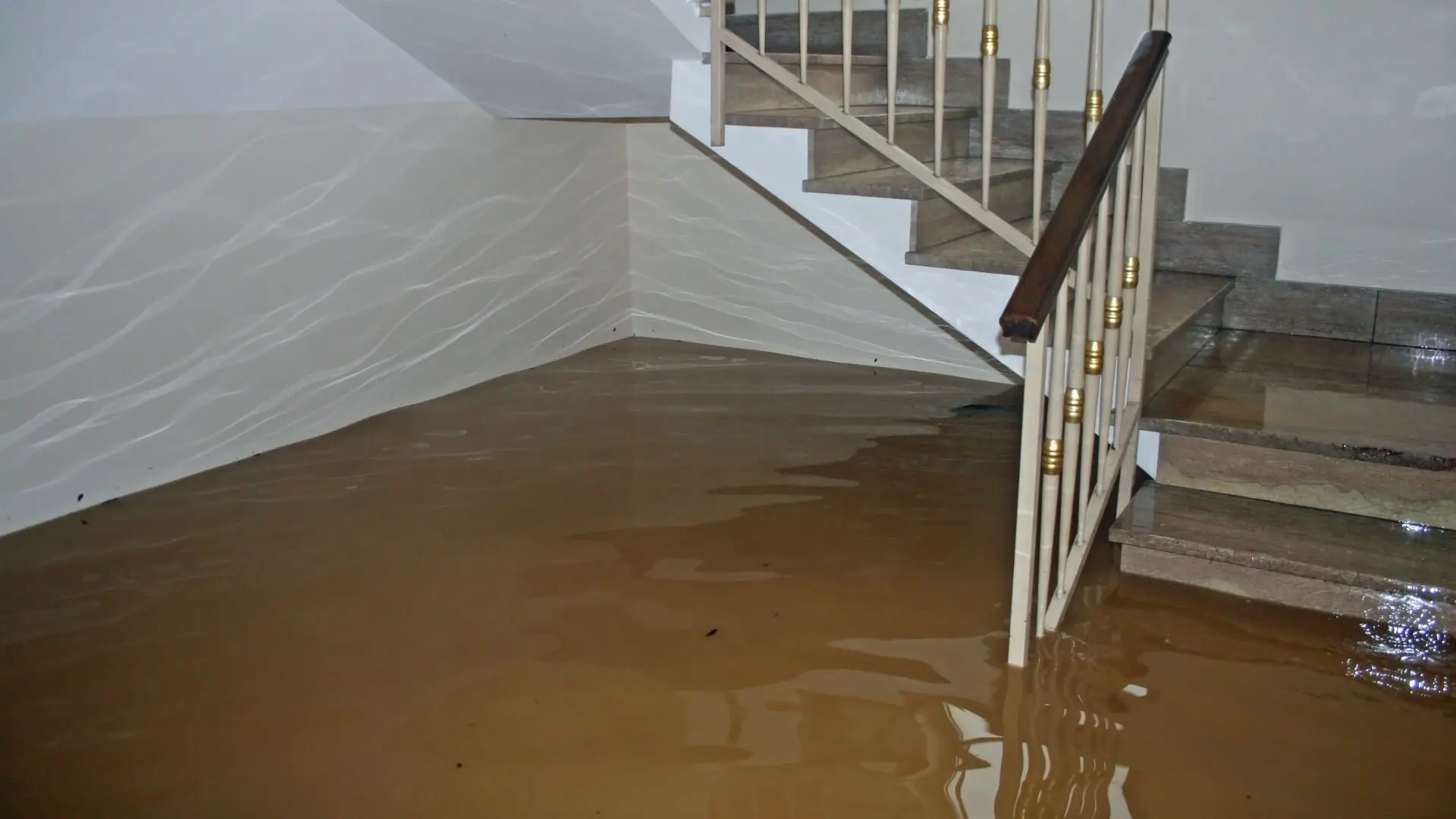 Flooding In Home Flooding Home