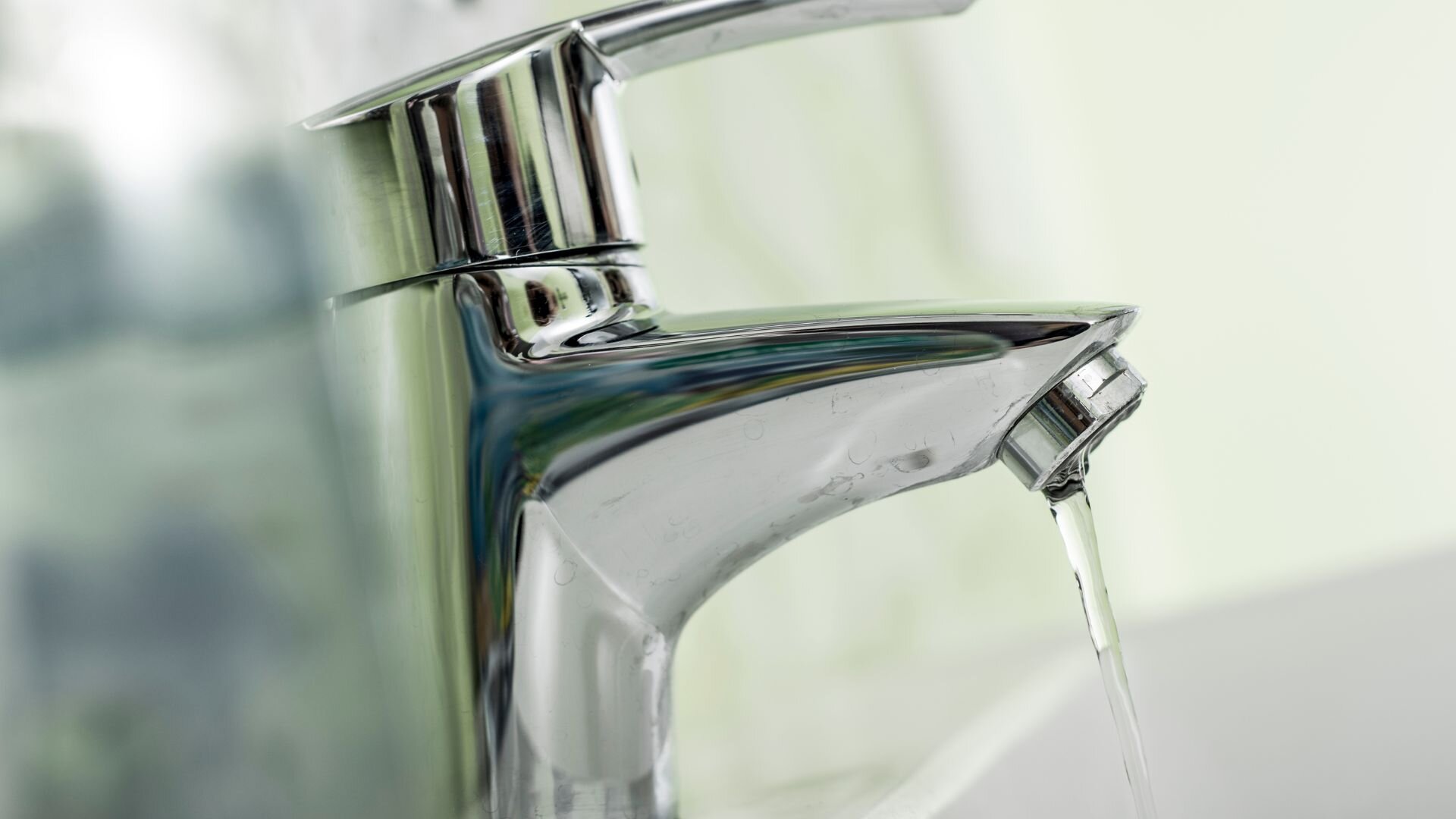 Bathroom Tap Leaking Bathroom Tap Leaking