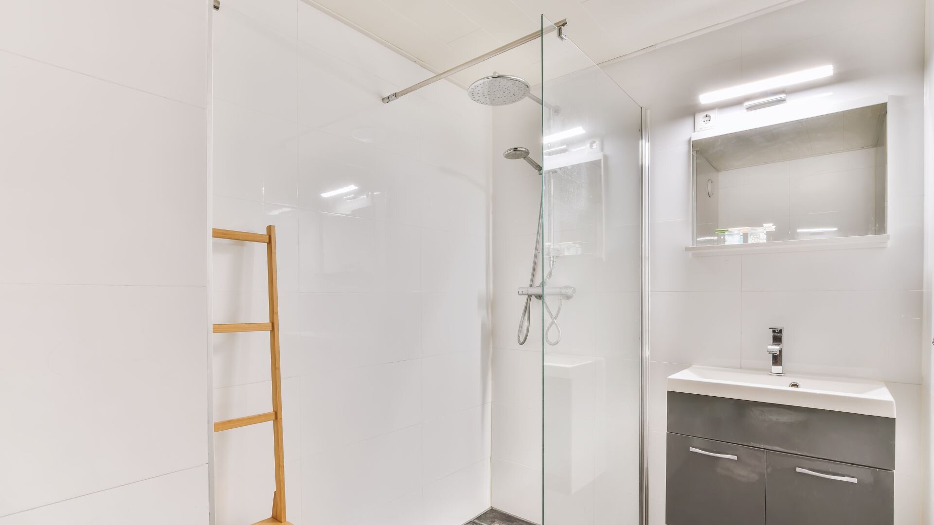 Small Bathroom Shower Design Small Bathroom Shower Design