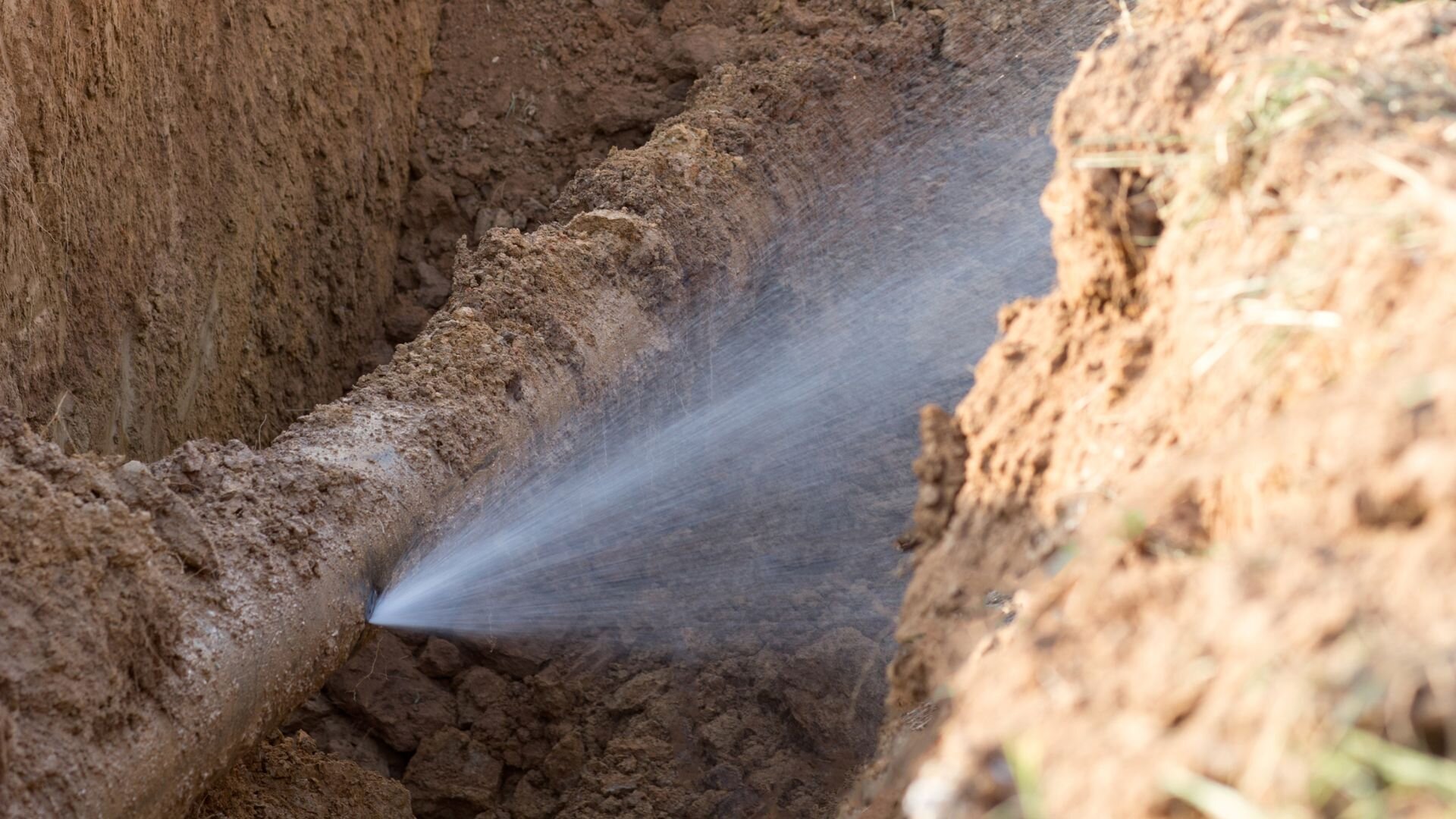 Burst Pipe Perth Underground Water Jetting From Corroded Pipe Burst Pipe Perth Underground Water Jetting Corroded Pipe