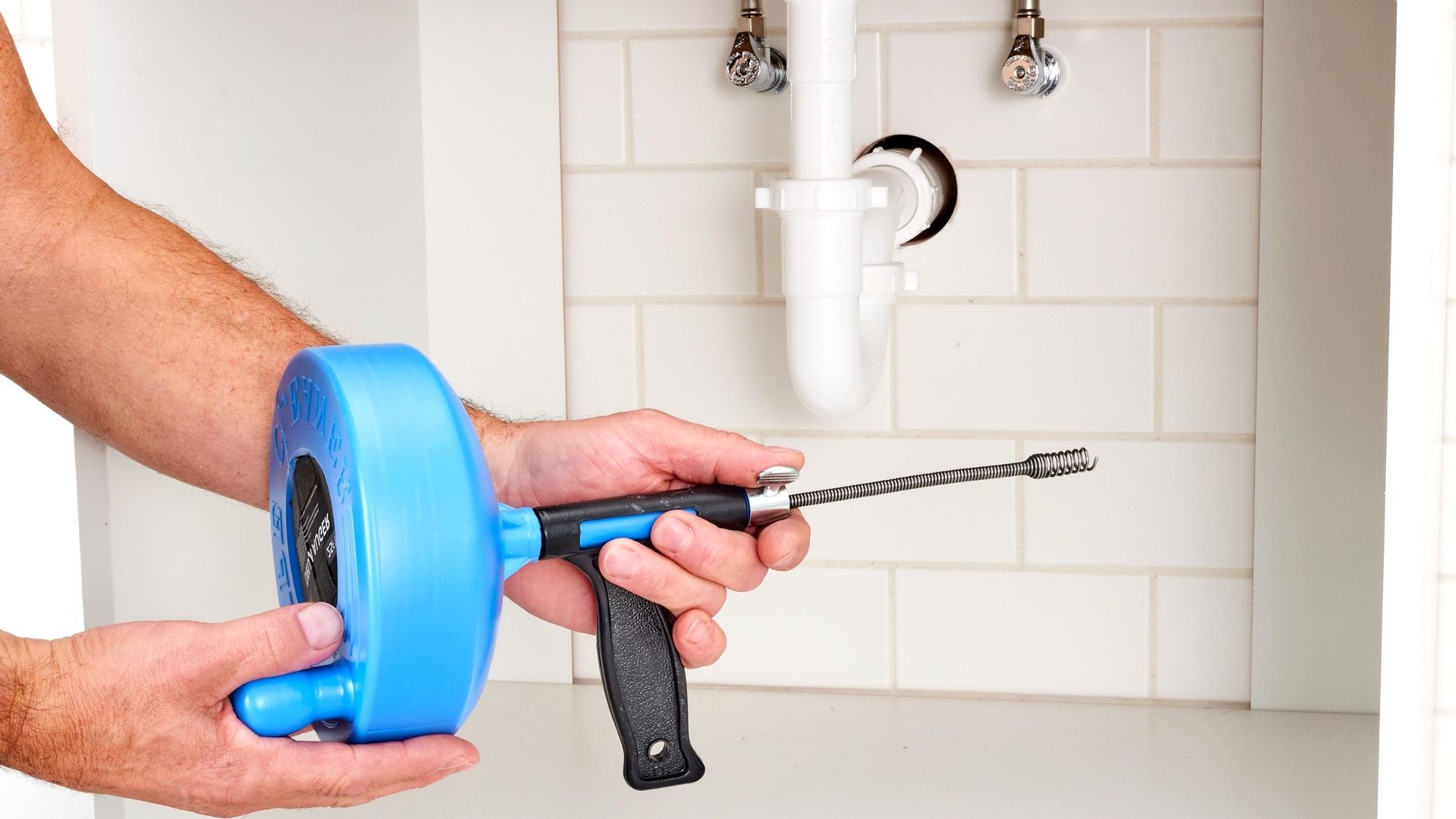 What Tools Do You Need To Unclog A Drain? ‐ WP Plumbing